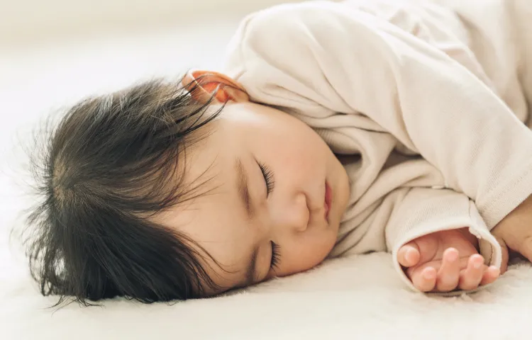 赤ちゃんの頭は柔らかく、寝る姿勢で形が変わります